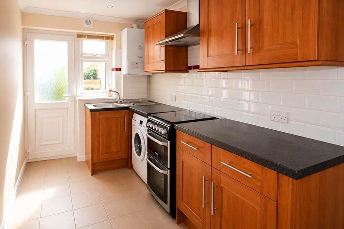 1 Bedroom Flat To Rent In High Street, Orpington, Kent, BR6