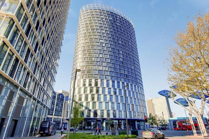 2 Bedroom Flat To Rent In Station Street, London, E15