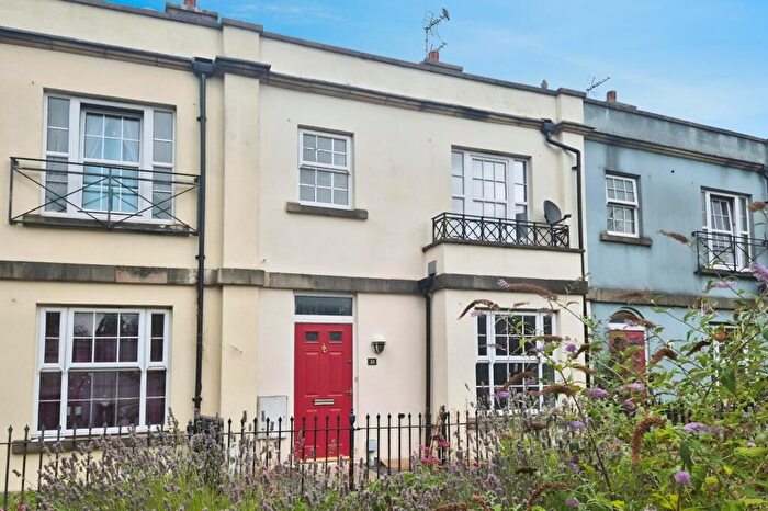 3 Bedroom Terraced House To Rent In Burlington Road, Portishead, North Somerset, BS20