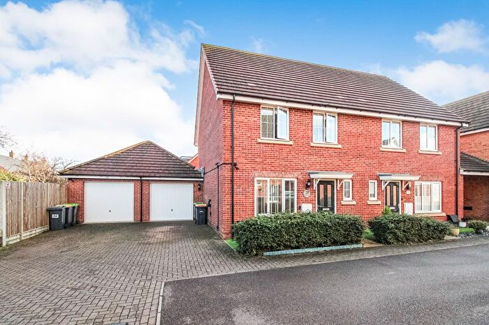 3 Bedroom Semi Detached House For Sale In Harrier Leys, Wixams, MK42