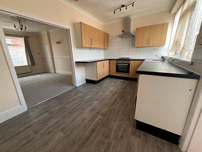 3 Bedroom Terraced House To Rent In Beech Grove, Bentley, DN5