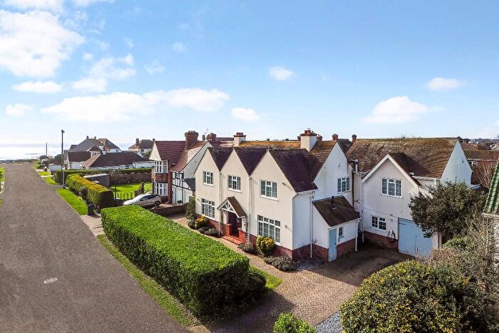 5 Bedroom Detached House For Sale In First Avenue, Felpham, Bognor Regis, West Sussex, PO22