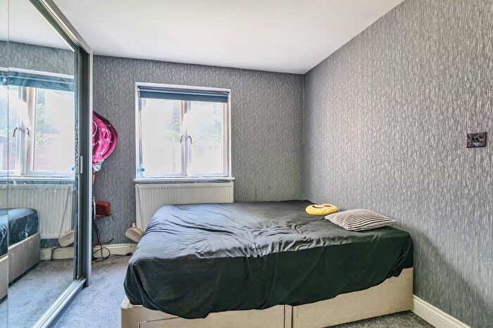 4 Bedroom Detached House For Sale In Primrose Hill, Kings Langley, WD4