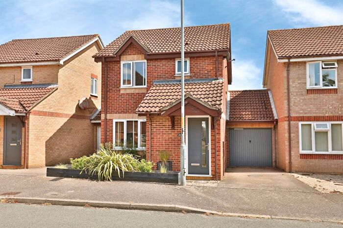 3 Bedroom Detached House For Sale In Heathlands, Swaffham, PE37