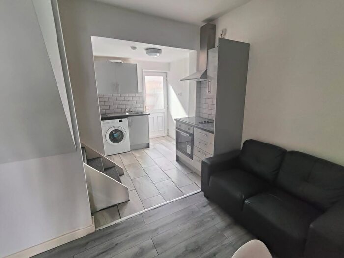 3 Bedroom Terraced House To Rent In Hanwell Street, Liverpool, L6