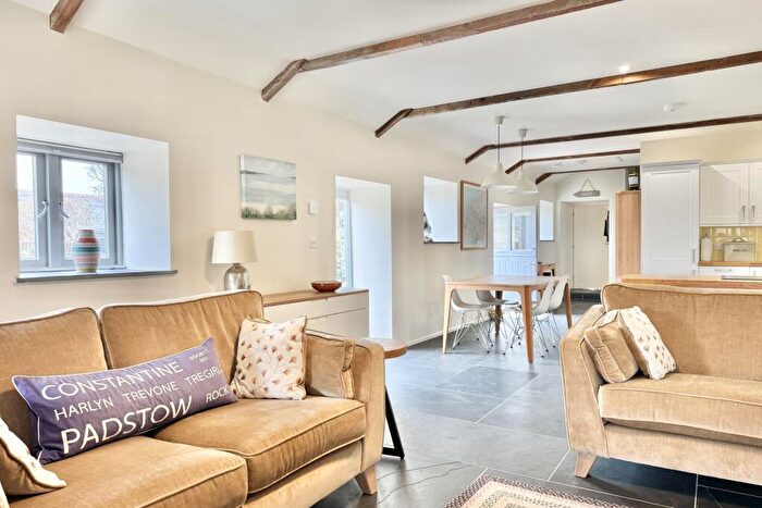 2 Bedroom Barn Conversion For Sale In Tredinnick Farm Barn, Wadebridge, PL27