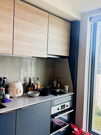 1 Bedroom Flat To Rent In Cross Belgrave Street, Leeds, LS2