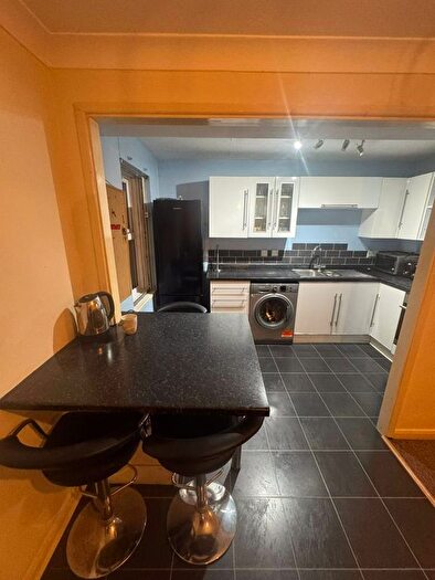 Property To Rent In Bed Flat To Let, Mcdowall Road, London, SE5