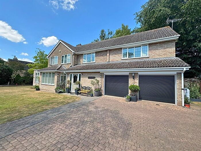 5 Bedroom Detached House For Sale In Mill Hill, Nettleham, LN2
