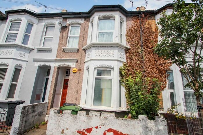 1 Bedroom Flat To Rent In Southwell Grove Road, Leytonstone, London, E11