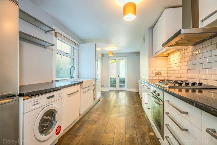 3 Bedroom Terraced House To Rent In Soames Street, Bellenden, London, SE15