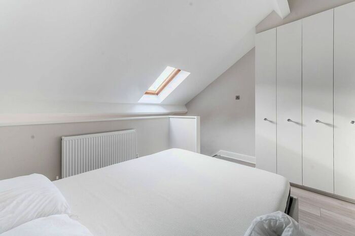 1 Bedroom Flat To Rent In Queens Gate Terrace, South Kensington, London, SW7