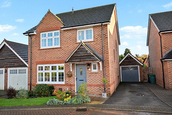 4 Bedroom Detached House For Sale In Westminster Gardens, Wakefield, West Yorkshire, WF1