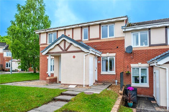 2 Bedroom Apartment For Sale In Darragh Green, Newmains, Wishaw, ML2