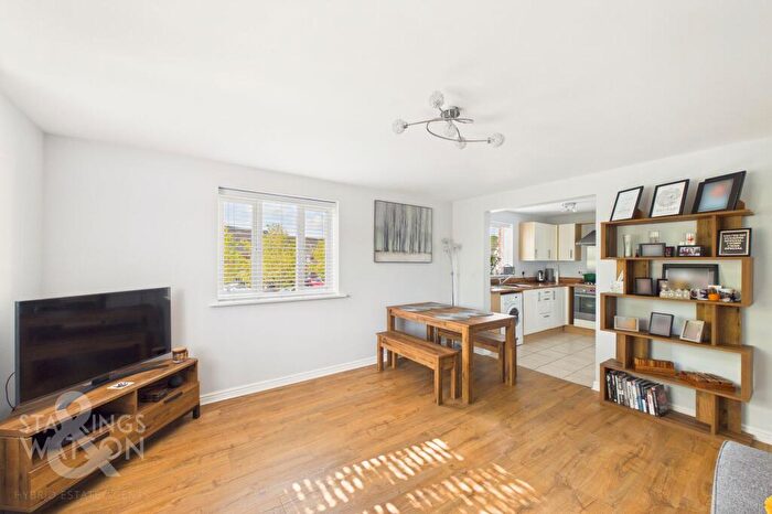2 Bedroom Flat For Sale In Bartrums Mews, Diss, IP22