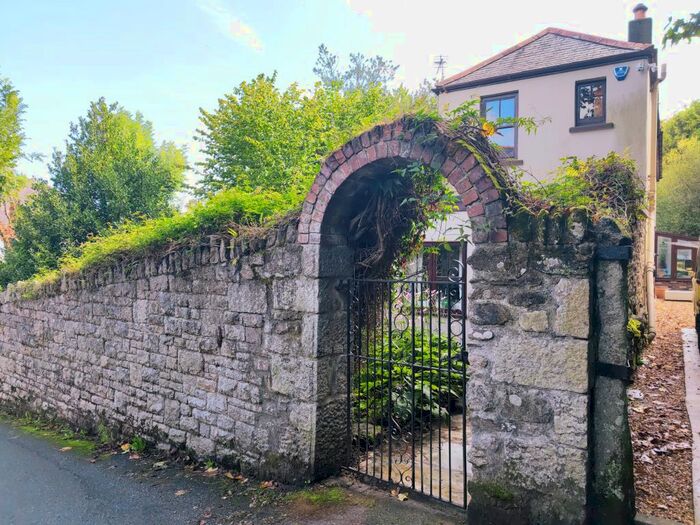 2 Bedroom Semi-Detached House To Rent In College Hill, Penryn, TR10