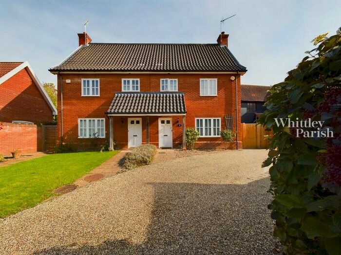 3 Bedroom Semi-Detached House For Sale In The Street, Thornham Magna, Eye, IP23