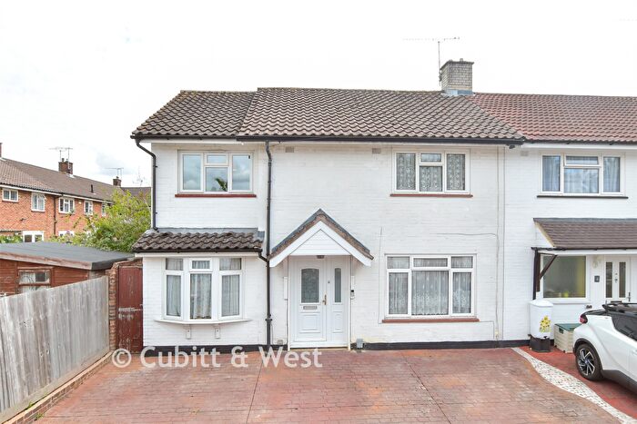 3 Bedroom End Of Terrace House For Sale In Friars Rookery, Three Bridges, Crawley, West Sussex, RH10