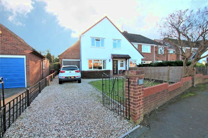 3 Bedroom Semi-Detached House To Rent In Brooksby Road, Tilehurst, Reading, Berkshire, RG31