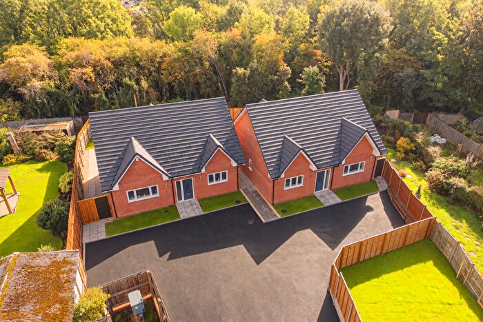 3 Bedroom Detached Bungalow For Sale In Lanchester Road, Birmingham, B38