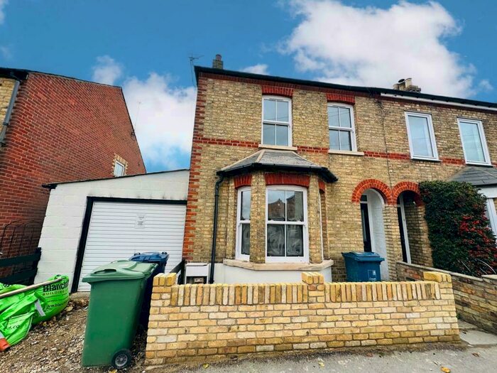 4 Bedroom End Of Terrace House To Rent In Lime Walk, Headington, OX3