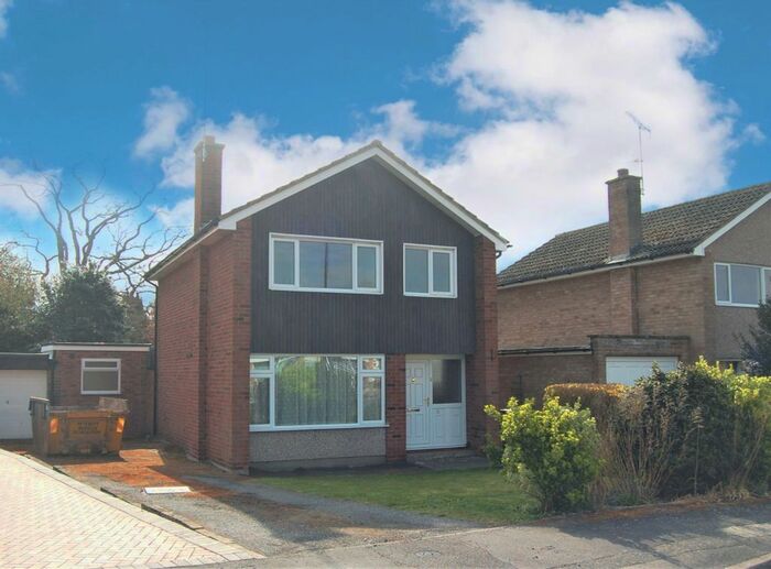 3 Bedroom Detached House To Rent In Augustus Drive, Alcester, B49