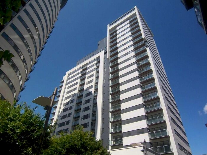 2 Bedroom Flat To Rent In Britton House, Lord Street, Manchester, M4