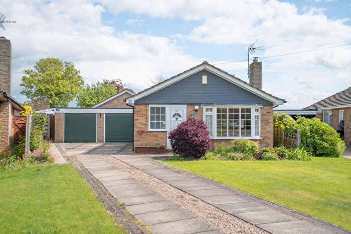 3 Bedroom Bungalow For Sale In Southfield Close, Rufforth, York, YO23