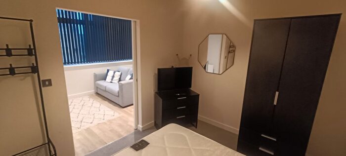 1 Bedroom Flat To Rent In Seymour Grove, Old Trafford, Manchester, M16