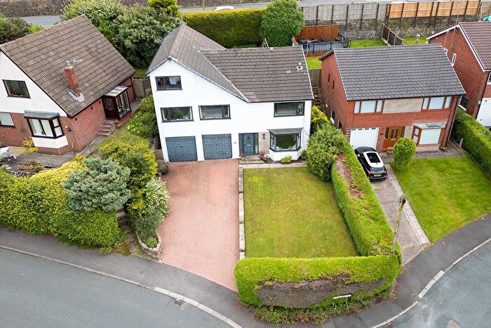 4 Bedroom Detached House For Sale In Wyndene Close, Longridge, Preston, Lancs, PR3