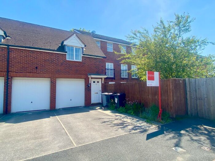 2 Bedroom Apartment To Rent In Chadwicke Close, Nantwich, CW5