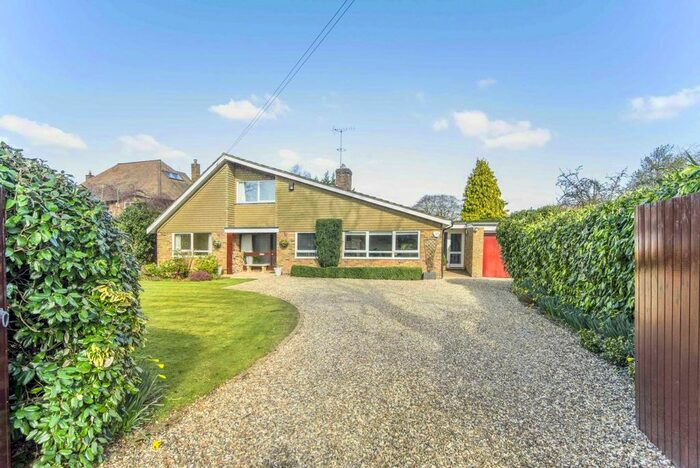 4 Bedroom Detached House For Sale In Green End Road, Radnage, HP14