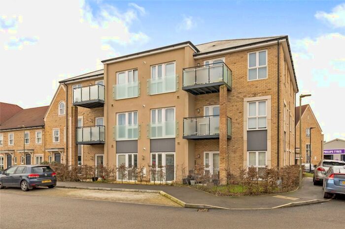 2 Bedroom Apartment To Rent In Clifton Close, Bicester, OX26