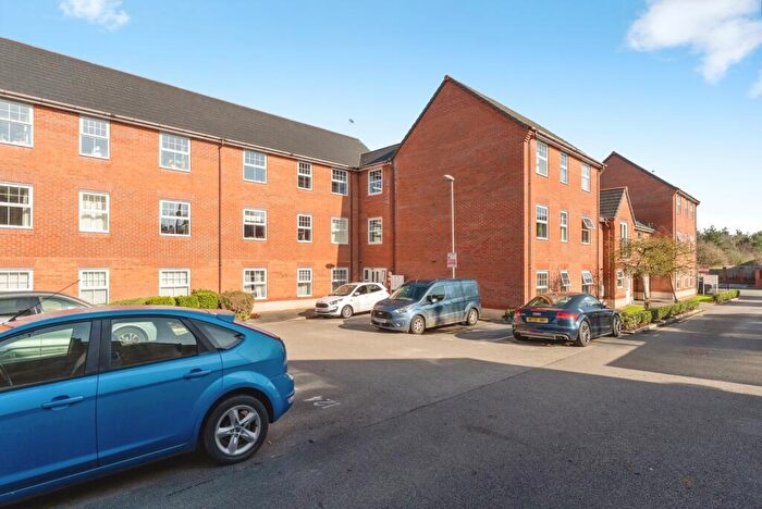 2 Bedroom Flat For Sale In Black Diamond Park, Chester, Cheshire, CH1