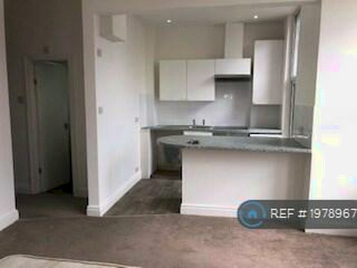 Studio To Rent In Herne Hill, London, SE24