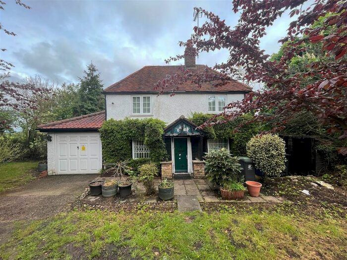 2 Bedroom Detached House To Rent In The Chestnuts, Holyfield Road, Waltham Abbey, EN9