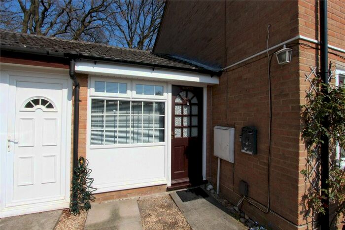 1 Bedroom Flat To Rent In Kelburn Close, Chandler's Ford, Eastleigh, Hampshire, SO53