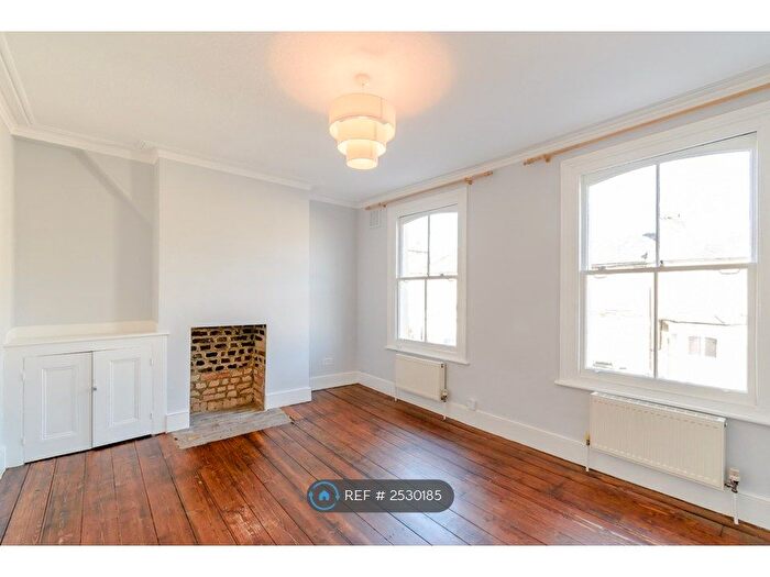 1 Bedroom Flat To Rent In Hunsdon Road, London, SE14