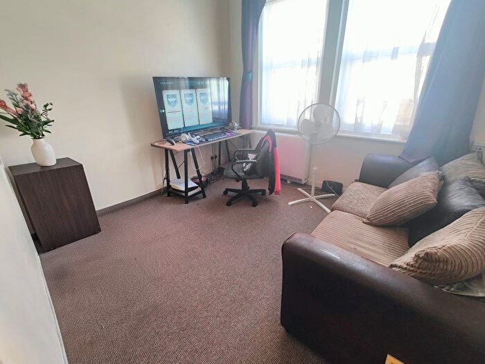 1 Bedroom Flat To Rent In New Street, Burton-On-Trent, DE14