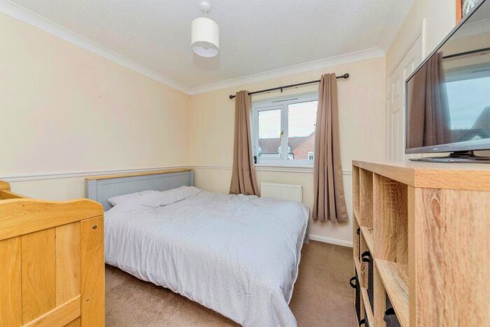 2 Bedroom Terraced House For Sale In Blackthorn, Stamford, PE9