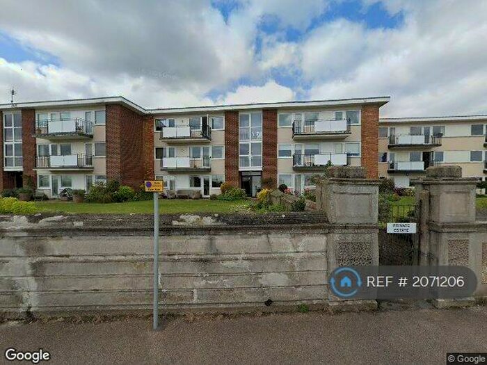 2 Bedroom Flat To Rent In Guilford Court, Walmer, Deal, CT14