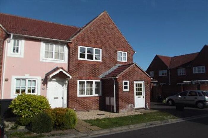 3 Bedroom Semi-Detached House To Rent In Lanthony Close, Weston-Super-Mare, BS24