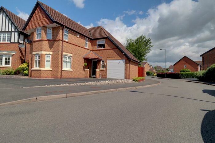 4 Bedroom Detached House To Rent In Landstone Road, Stafford, ST17