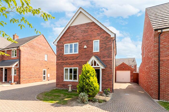 3 Bedroom Detached House For Sale In Elder Close, Didcot, Oxfordshire, OX11