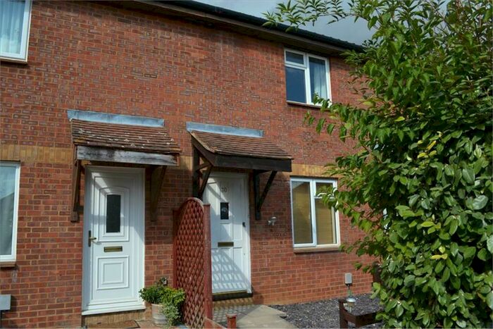 2 Bedroom Terraced House To Rent In Tennyson Avenue, Biggleswade, SG18