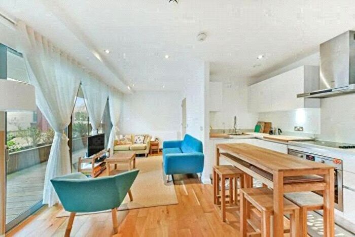 2 Bedroom Apartment To Rent In Iverson Road, West Hampstead, London, NW6