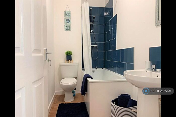 3 Bedroom Flat To Rent In Windsor Road, Liverpool, L13