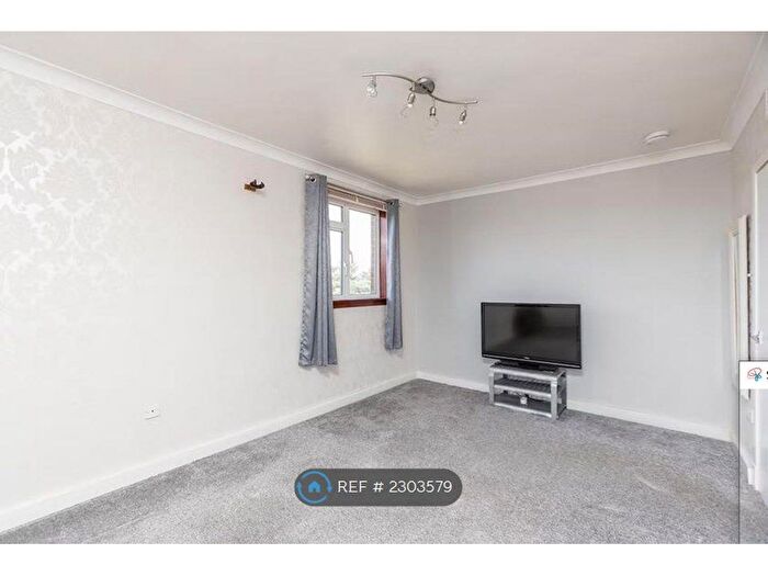 1 Bedroom Flat To Rent In Dee Gardens, Dundee, DD2