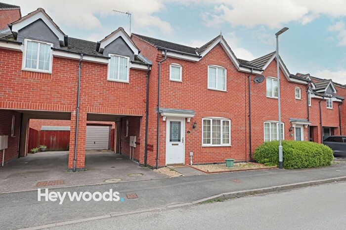 4 Bedroom Town House For Sale In Godwin Way, Stoke-On-Trent, ST4