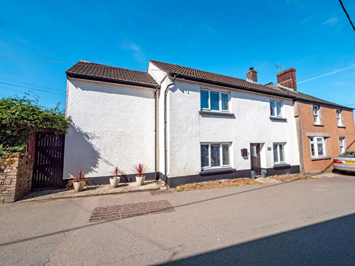 4 Bedroom Semi-Detached House For Sale In Week St Mary, Holsworthy, EX22